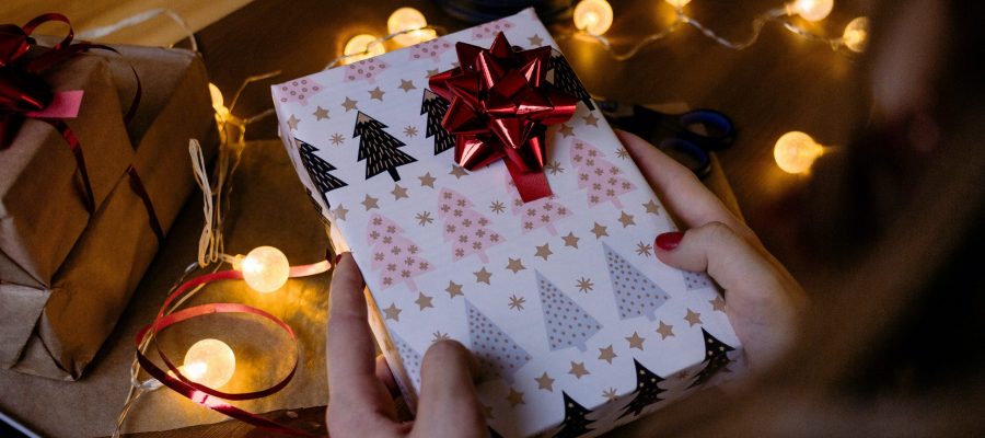 Про які обмеження щодо отримання подарунків треба пам’ятати під час зимових свят?