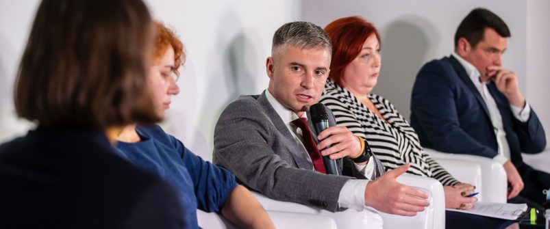 Representatives of anti-corruption bodies and civil society activists discussed the consequences of last year’s constitutional crisis and how to avoid such events in future