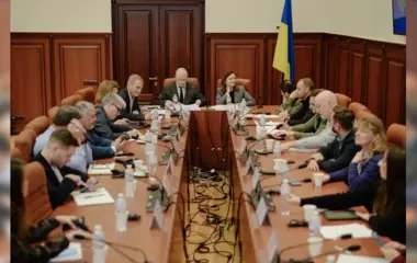 5d5678fb5467454116fdad127cd5aecfb926ef89758a442f32e340fce2f9a56d-900x400