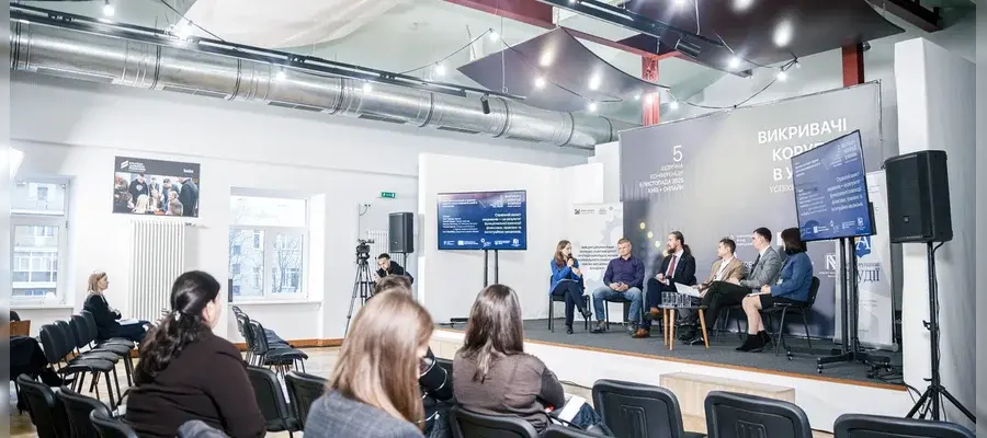 631b764b4c04882f5a82c0c73567bdfb959f1d64b860264326b89051bdf2ed29-900x400